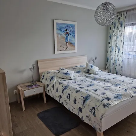 - W Porcie Z Widokiem I Klimatyzacja