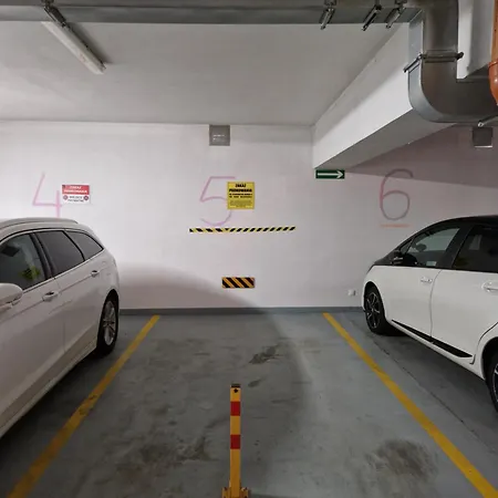 Lägenhet - W Porcie Z Widokiem I Klimatyzacja